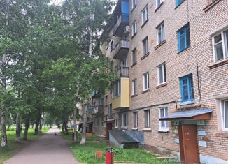 Продается 1-комнатная квартира, 30 м2, Приморский край, улица Титова, 60