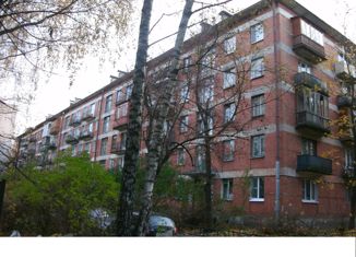 Продам трехкомнатную квартиру, 55.9 м2, Санкт-Петербург, проспект Раевского, 11, метро Площадь Мужества