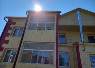 Продам 2-комнатную квартиру, 60.4 м2, Вилюйск, улица Шахова, 39А