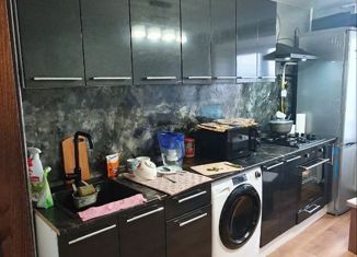 Продается четырехкомнатная квартира, 77 м2, Костерёво, улица Серебренникова, 37