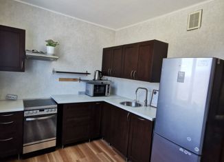 Продам 1-ком. квартиру, 37.3 м2, Новосибирск, улица Сибиряков-Гвардейцев, 82, метро Речной вокзал