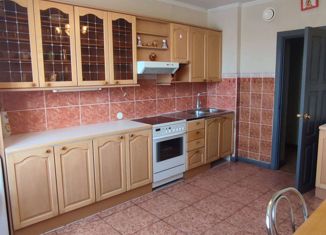 Продается 3-комнатная квартира, 78.2 м2, Санкт-Петербург, улица Ворошилова, 11, метро Ладожская