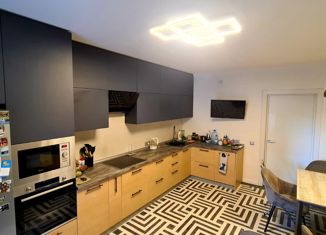 Продажа 2-комнатной квартиры, 84 м2, Королёв, улица Академика Легостаева, 4