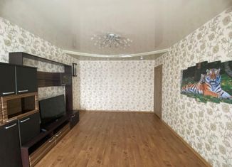 Двухкомнатная квартира на продажу, 52 м2, Пласт, улица Галкина, 16