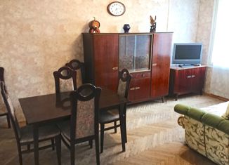 Продажа 3-комнатной квартиры, 41.6 м2, Санкт-Петербург, проспект Народного Ополчения, 93