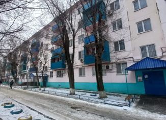 Продам 2-комнатную квартиру, 45 м2, Элиста, улица Юрия Клыкова, 130, 2-й микрорайон