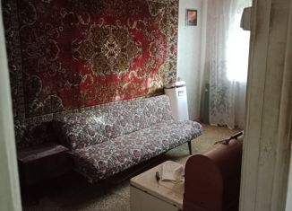 Продаю 3-комнатную квартиру, 62 м2, Нариманов, Центральная улица, 2