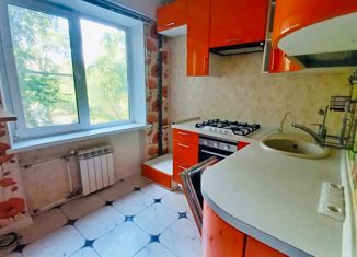 Продам 3-комнатную квартиру, 58 м2, Санкт-Петербург, улица Симонова, 7к1, улица Симонова
