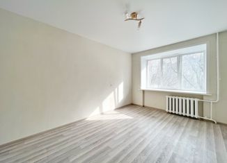 Продам 3-комнатную квартиру, 62.5 м2, Пермский край, улица Академика Курчатова, 1
