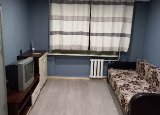 Сдаю в аренду комнату, 80 м2, Великий Новгород, улица Щусева, 8к1