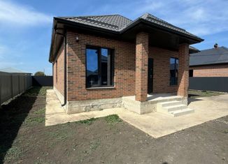 Продам дом, 90 м2, станица Новотитаровская, улица Сергея Есенина, 46