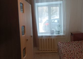 Продается 3-комнатная квартира, 52 м2, Свердловская область, улица Дружбы, 4