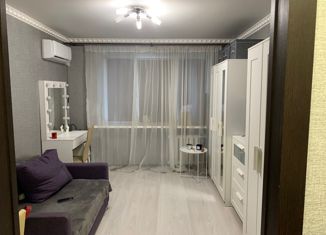 Продается 1-комнатная квартира, 16.9 м2, Екатеринбург, улица Сулимова, 28, улица Сулимова