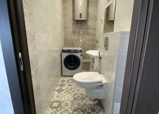 Продается 3-комнатная квартира, 93 м2, Новосибирск, улица Лескова, 21, улица Лескова