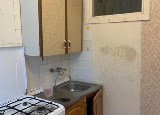 Продаю 2-ком. квартиру, 41.7 м2, Белоусово, улица Гурьянова, 16