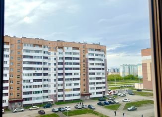 Продаю двухкомнатную квартиру, 49 м2, Магнитогорск, проспект Карла Маркса, 237к2