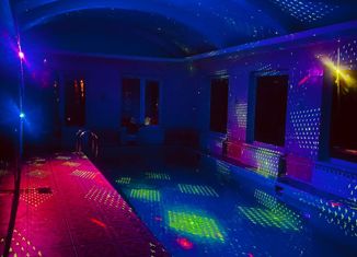 Сдам дом, 550 м2, село Морозово, село Морозово, 97