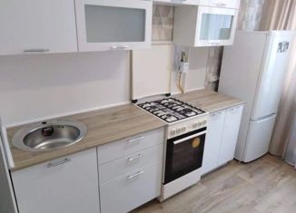 Продается 2-комнатная квартира, 43 м2, Курган, улица Радионова, 18, Центральный район