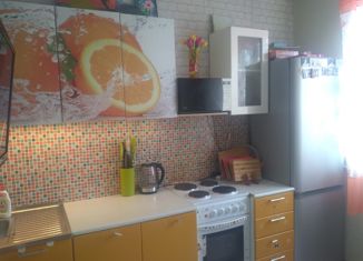 Продаю 2-ком. квартиру, 52 м2, Москва, улица Маршала Голованова, 1, улица Маршала Голованова