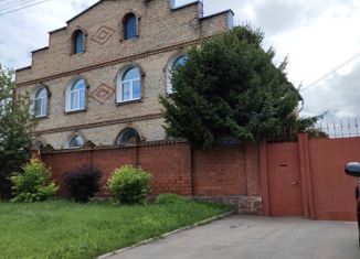 Продается 5-комнатная квартира, 326.5 м2, Черемхово, улица Ленина, 44