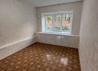 Продается комната, 12.2 м2, Сарапул, улица Чистякова, 50А