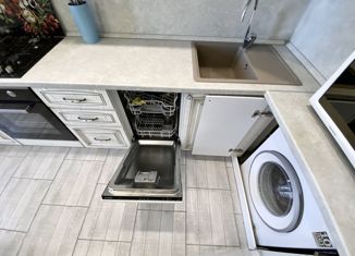Продам 3-комнатную квартиру, 70 м2, Ставрополь, улица Мира, 360, микрорайон №23