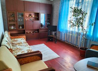 Продается 2-ком. квартира, 40.3 м2, Тавда, Средняя улица, 31