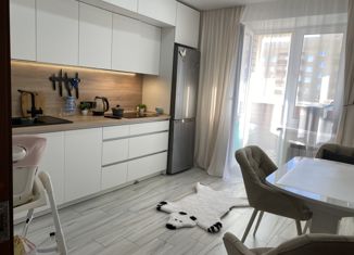 Продаю 2-ком. квартиру, 59 м2, посёлок Красный Бор, квартал Светлояр, 4