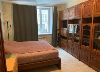 Продается 3-комнатная квартира, 69 м2, Москва, улица Плющиха, 58, улица Плющиха