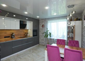 Продажа трехкомнатной квартиры, 94.8 м2, Ярославль, Лётная улица, 10, район Сокол