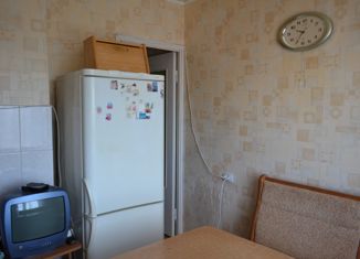 Продажа 3-ком. квартиры, 74 м2, городской посёлок Советский, Школьная улица, 40