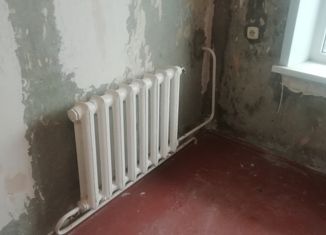 Продается 2-комнатная квартира, 45 м2, рабочий посёлок Крестцы, улица Некрасова, 1