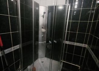 Продается 4-комнатная квартира, 64 м2, Асбест, Ленинградская улица, 33