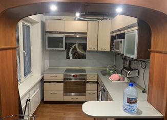 Продаю 3-ком. квартиру, 60 м2, Лесосибирск, улица Белинского, 9