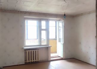 Продажа двухкомнатной квартиры, 49 м2, поселок городского типа Свободы, проспект Калинина, 162