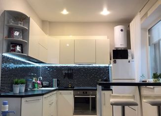 3-ком. квартира на продажу, 70 м2, село Подстёпки, Воздвиженская улица, 10