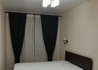 Сдается в аренду 1-комнатная квартира, 35 м2, Волгодонск, улица Гагарина, 17А