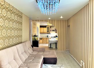 Продам четырехкомнатную квартиру, 104 м2, Нязепетровск, улица Карла Либкнехта, 7А