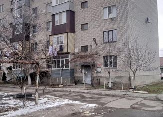 Продажа трехкомнатной квартиры, 61.6 м2, Карачаево-Черкесия, улица Космонавтов, 16