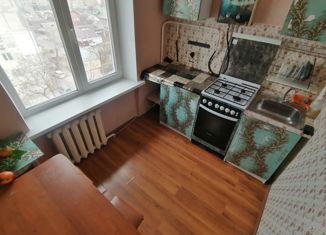 Продам трехкомнатную квартиру, 65 м2, Новороссийск, улица Гайдара, 29