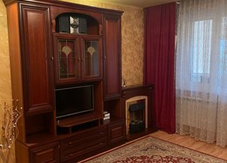 Продажа 3-ком. квартиры, 64 м2, Липецк, улица Теперика, 11