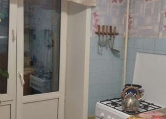 Продаю 2-комнатную квартиру, 37 м2, Астрахань, улица Вячеслава Мейера, 13, Трусовский район