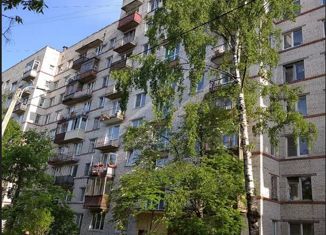 Продажа 3-ком. квартиры, 60 м2, Санкт-Петербург, проспект Ветеранов, 88