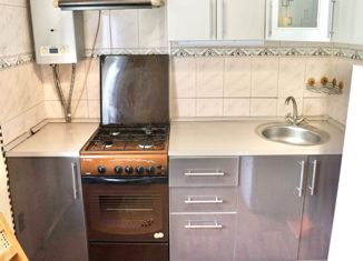 Продам двухкомнатную квартиру, 35.5 м2, Малоярославец, Строительная улица, 2