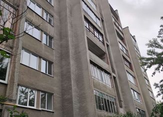 Продаю однокомнатную квартиру, 37 м2, Екатеринбург, улица Сурикова, 39, улица Сурикова