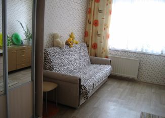 Продается 3-комнатная квартира, 72 м2, Санкт-Петербург, Шлиссельбургский проспект, 17к2, Невский район