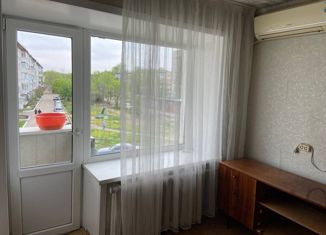 Продам 2-ком. квартиру, 43 м2, Еврейская АО, улица Дзержинского, 14