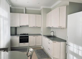 Продаю 3-ком. квартиру, 85 м2, Москва, улица Викторенко, 3, улица Викторенко