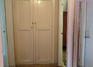 Продажа двухкомнатной квартиры, 47 м2, Смоленская область, улица Губенко, 10