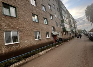 Продаю двухкомнатную квартиру, 46.9 м2, Дюртюли, Первомайская улица, 15